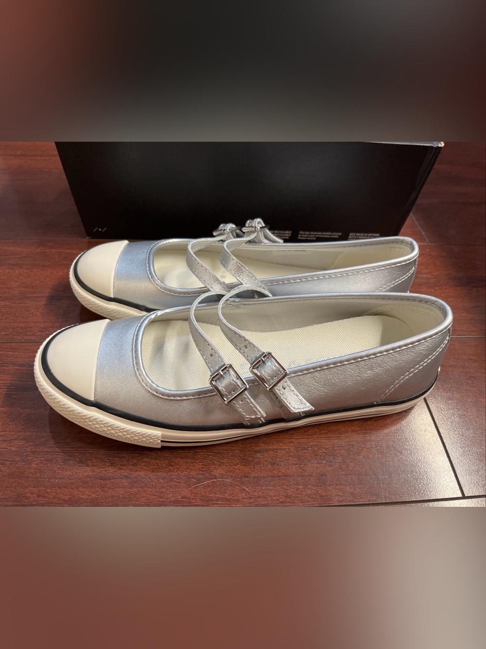 Womens 8 Converse Dainty Mary Jane OX Slip On Silver Leather A12201C HALF BOX - Picture 7 of 16
